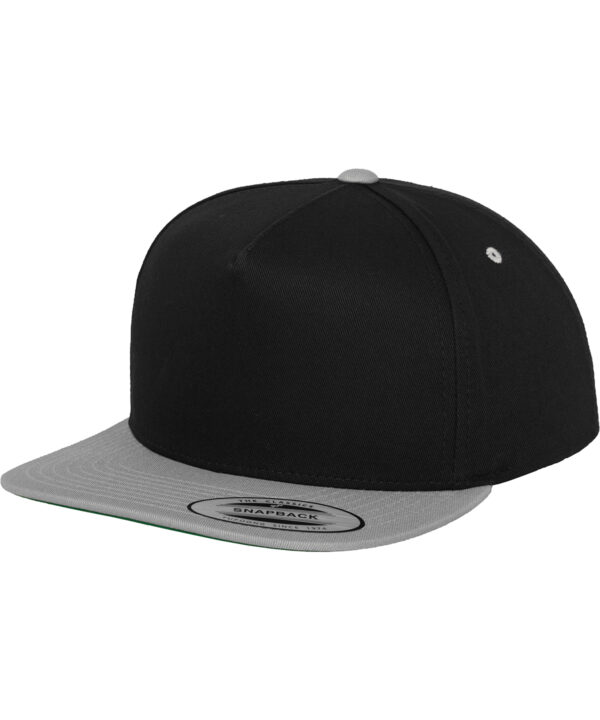 Flexfit by Yupoong Classic 5-panel snapback (6007T)