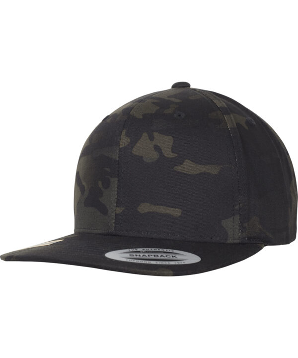 Flexfit by Yupoong Classic snapback Multicam® (6089MC)
