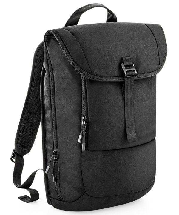 Quadra Pitch black 12-hour daypack